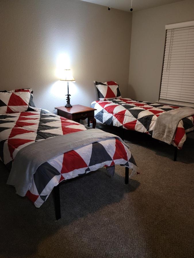 休斯敦 Fresh Crashpads 1旅舍 外观 照片